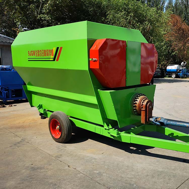 Feed grinder mixer5