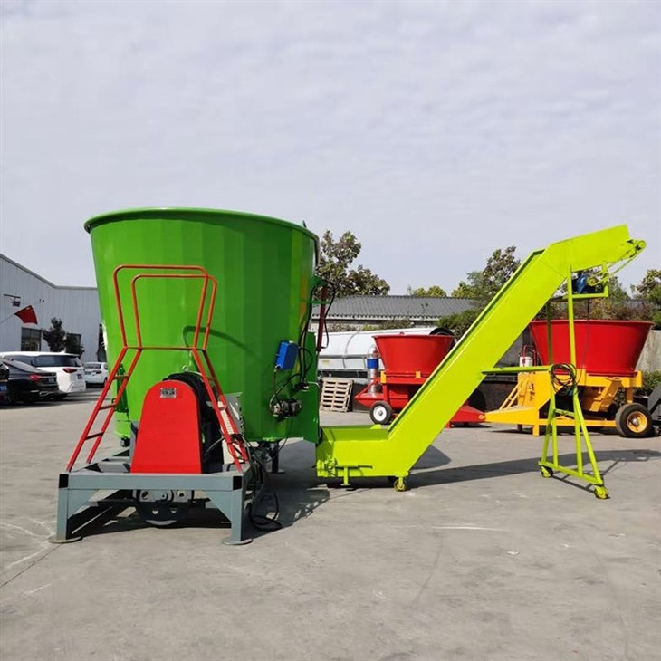 Silage Mixer